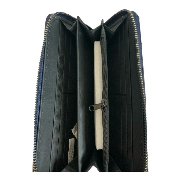 NWT Women Wallet RAMPAGE Navy Blue Gold Logo Quilted Leather Accordion Wallet - Picture 7 of 8